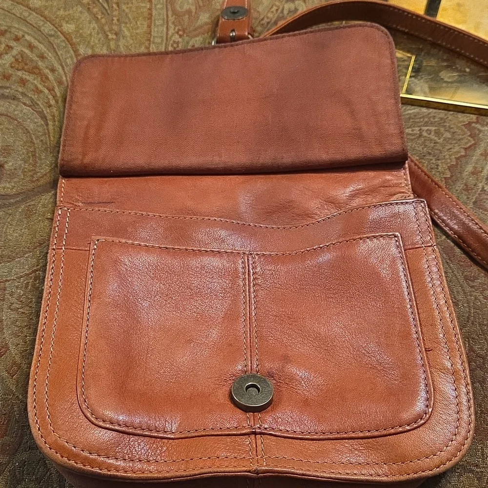Fossil Brown Leather Crossbody Bag GUC - Picture 7 of 12